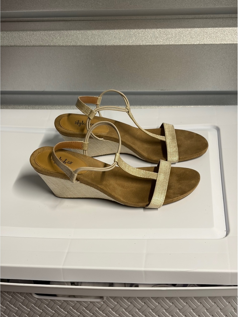Style & Co. Women's Beige Wedge Sandals Size 8M